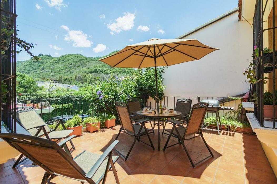 Villas Santa Ana-Ricardo Антигуа-Гватемала Экстерьер фото